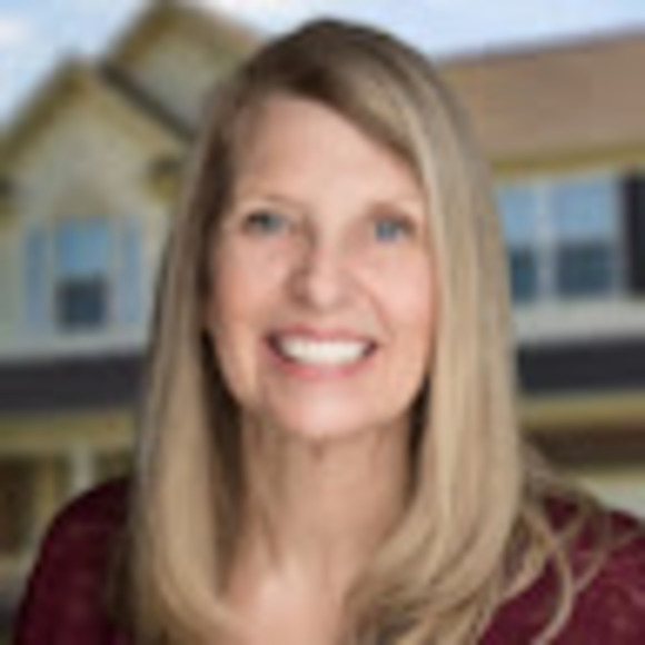 Meet your Posher, Debbie - Picture 1 of 1